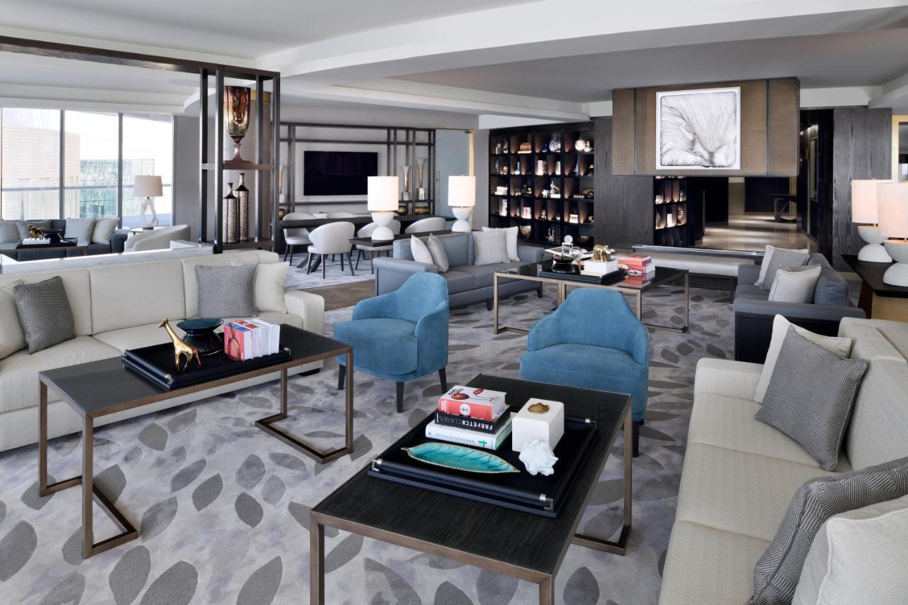 Hotel Address Downtown Dubaj Exteriér fotografie The living room of a three-bedroom suite